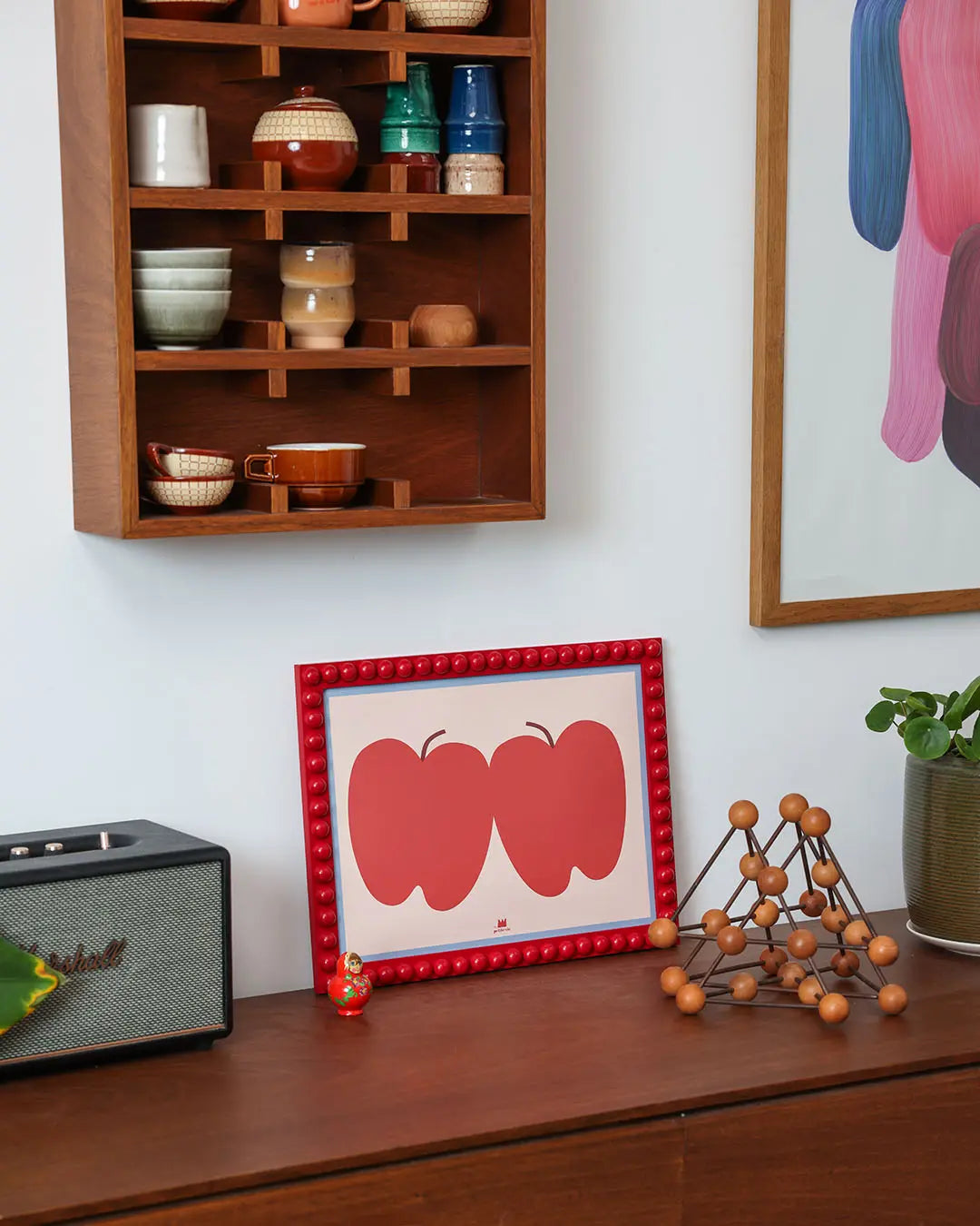 Affiche Les Pommes pour décorer son salon avec douceur et couleur