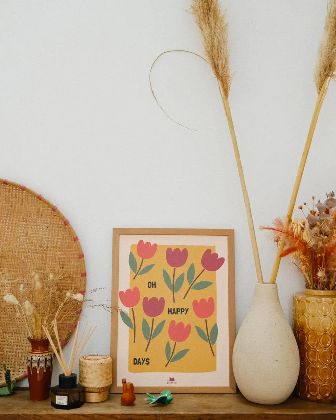 Illustration de tulipes colorées aux teintes vives, ambiance joyeuse et printanière