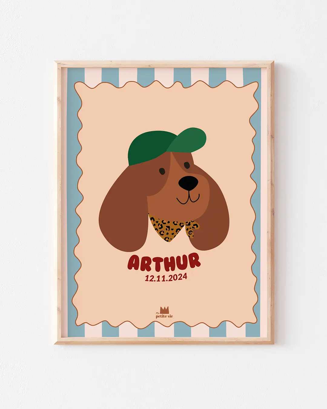 Avec l'affiche prénom "Cool Chien", le chien le plus cool s'invite dans sa chambre.