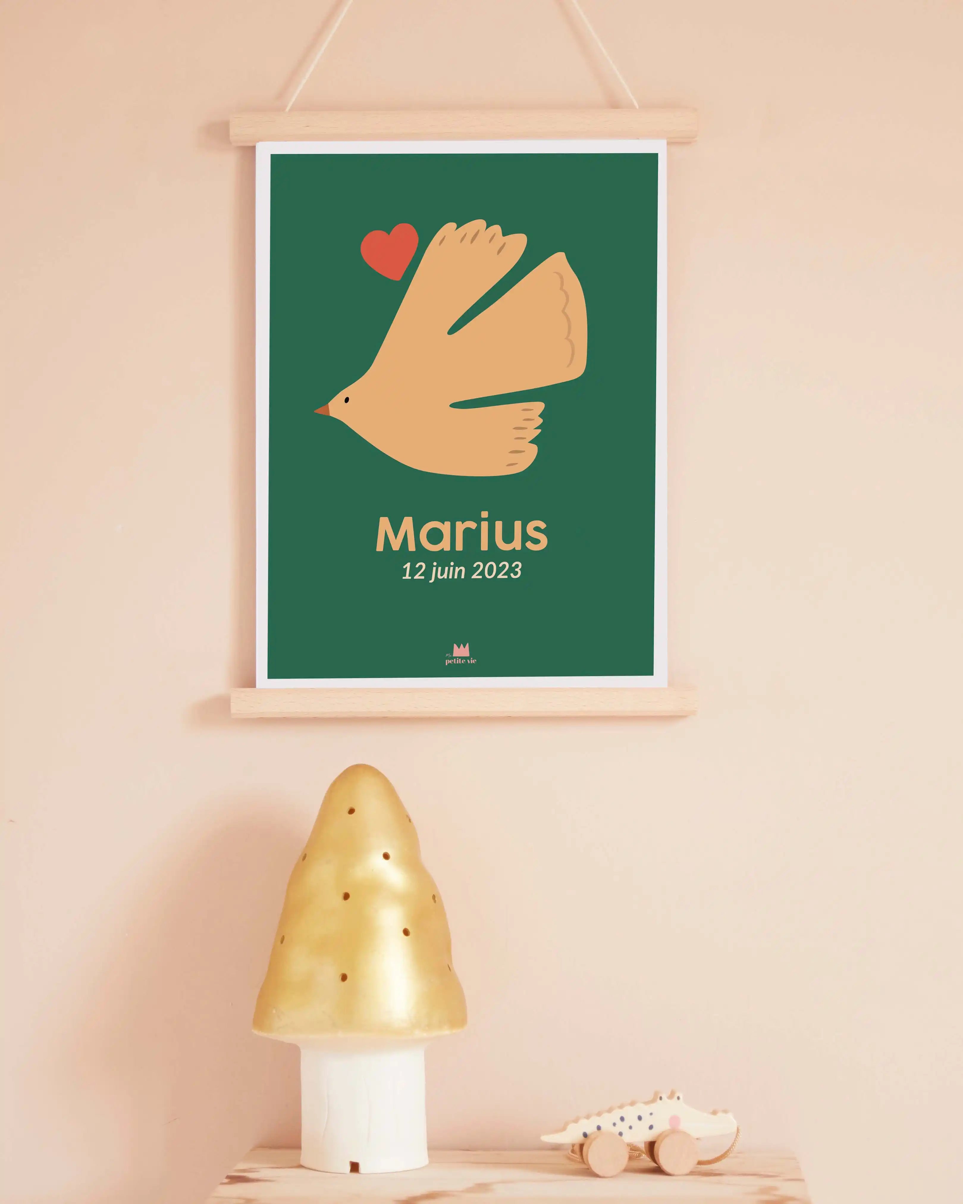 Affiche d'un oiseau poétique sur fond vert à personnaliser