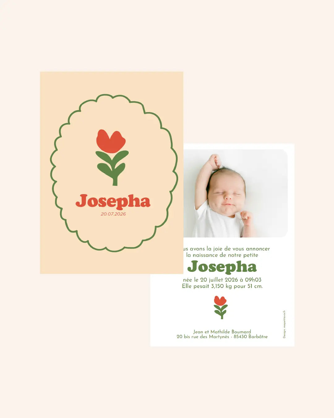 Faire part de naissance avec un médaillon fleuri pour bébé