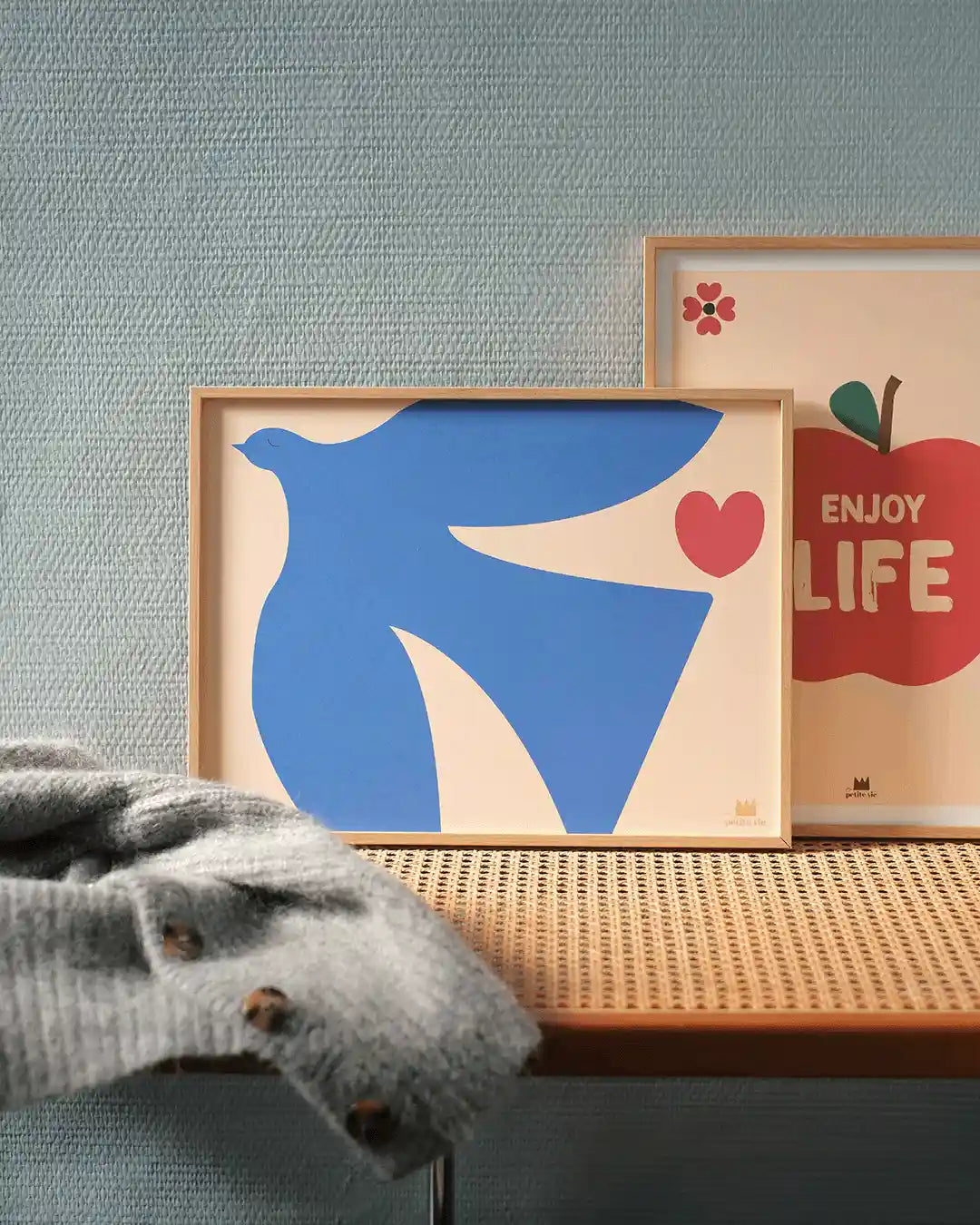 Affiche Oiseau bleu – Illustration poétique qui se combine avec nos autre créations – Décoration murale