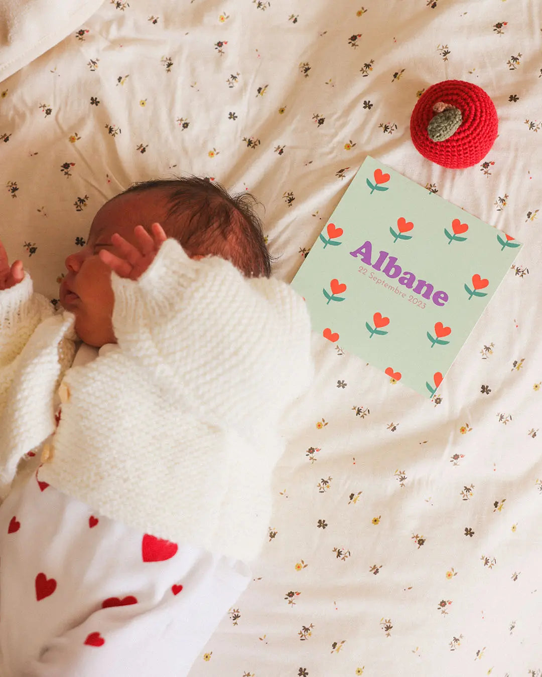 Faire-part naissance fille ou garçon : quel thème graphique choisir selon votre univers bébé ?