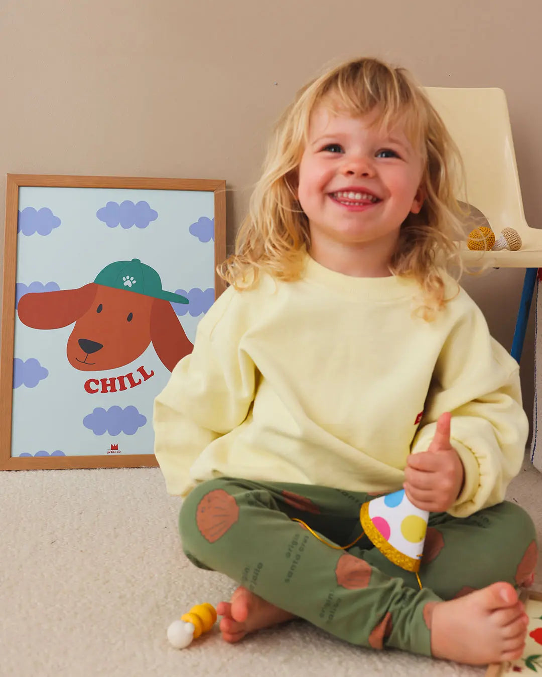 Affiche chien chill pour chambre enfant, illustration colorée 