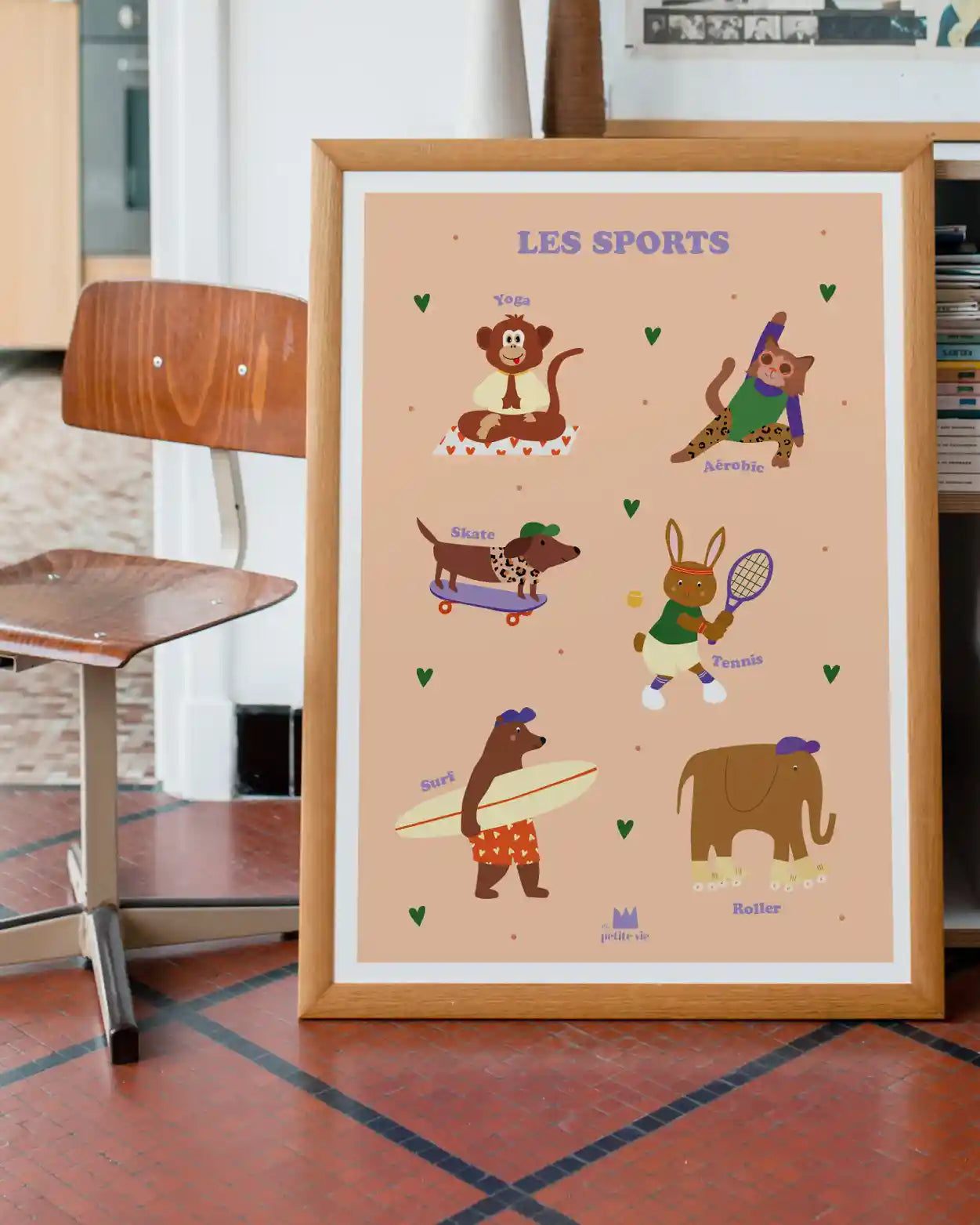 illustration de sports pour enfants: yoga, gym, skate, tennis, surf et patin à roulettes.