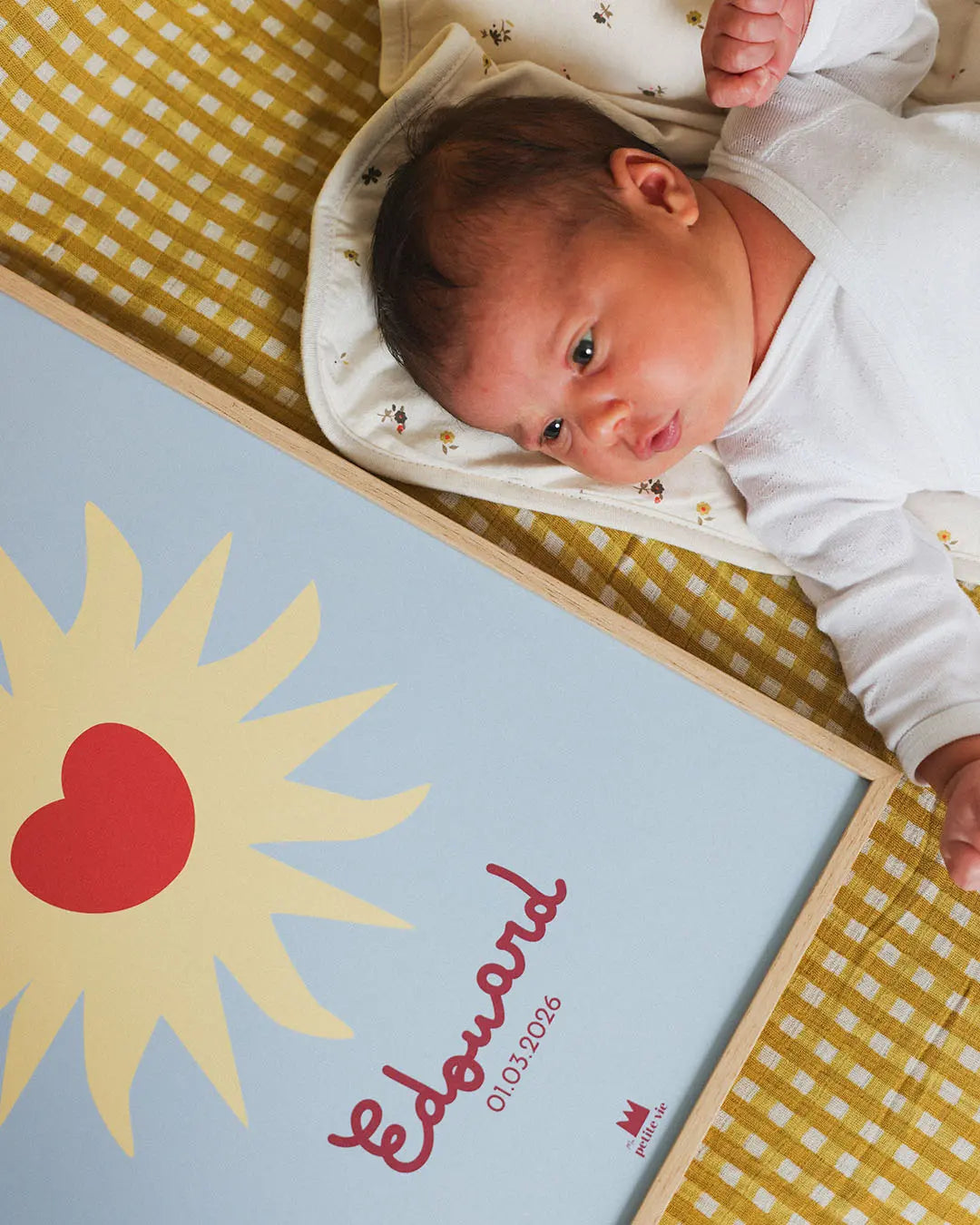 affiche prénom soleil et coeur illustrés