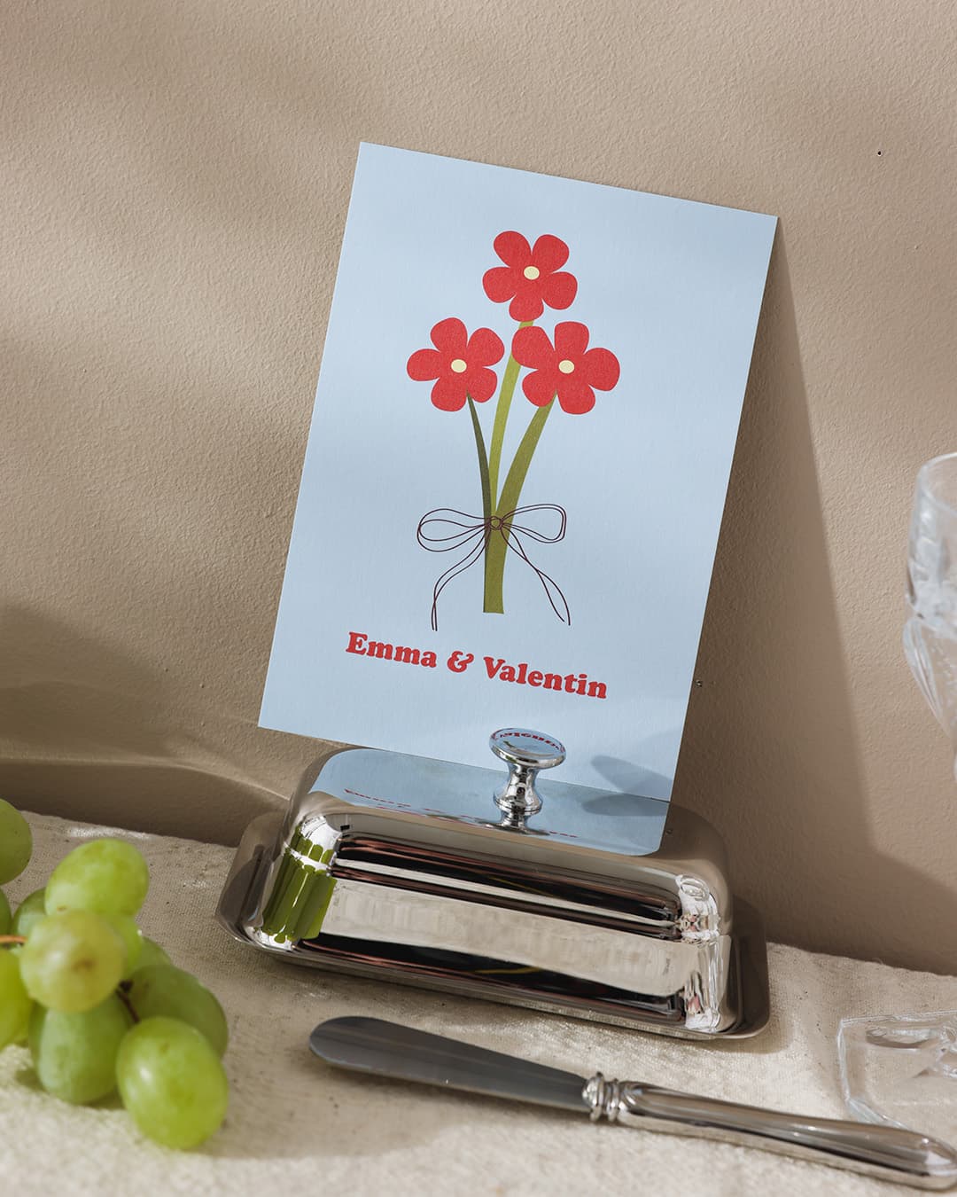 Faire-part bleu ciel, illustration bouquet, annonce mariage, fleurs rouges